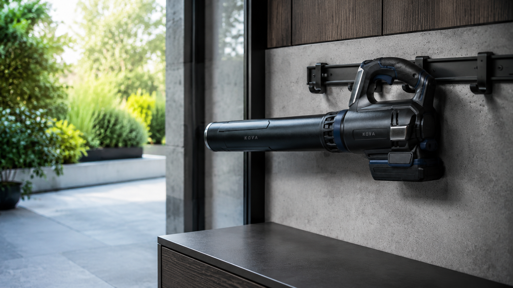KOVA 20V Brushless Compact Leaf Blower lifestyle detail